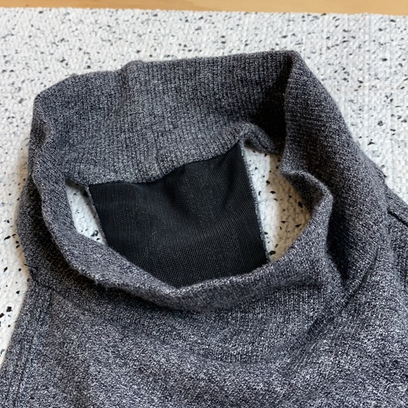 Like-new Splendid Heathered Grey Modal/Cotton/Spandex Blend Soft Stretch Crop - Picture 4 of 4